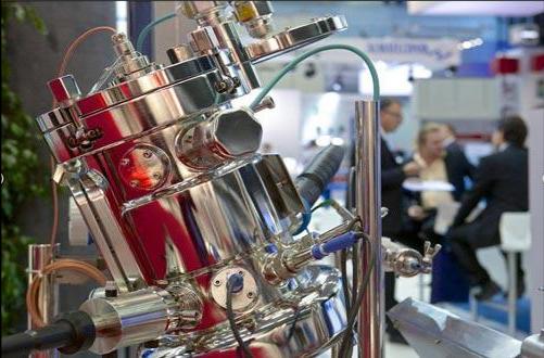 實(shí)驗(yàn)室設(shè)備